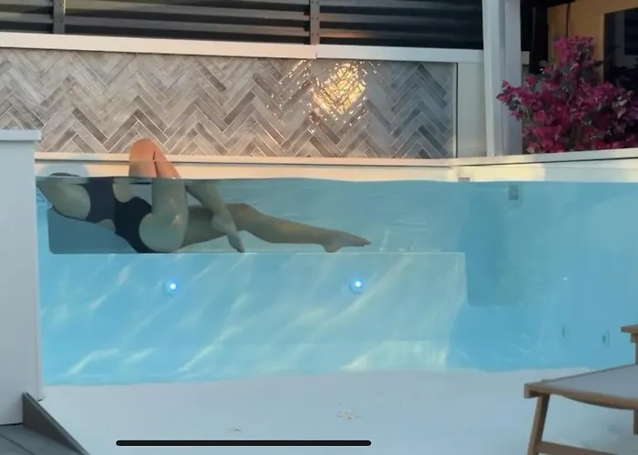 Heated Glass Pool And * Phoenix